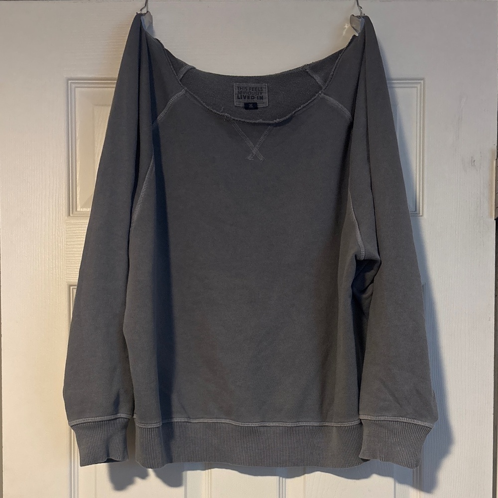 American Eagle Sweater